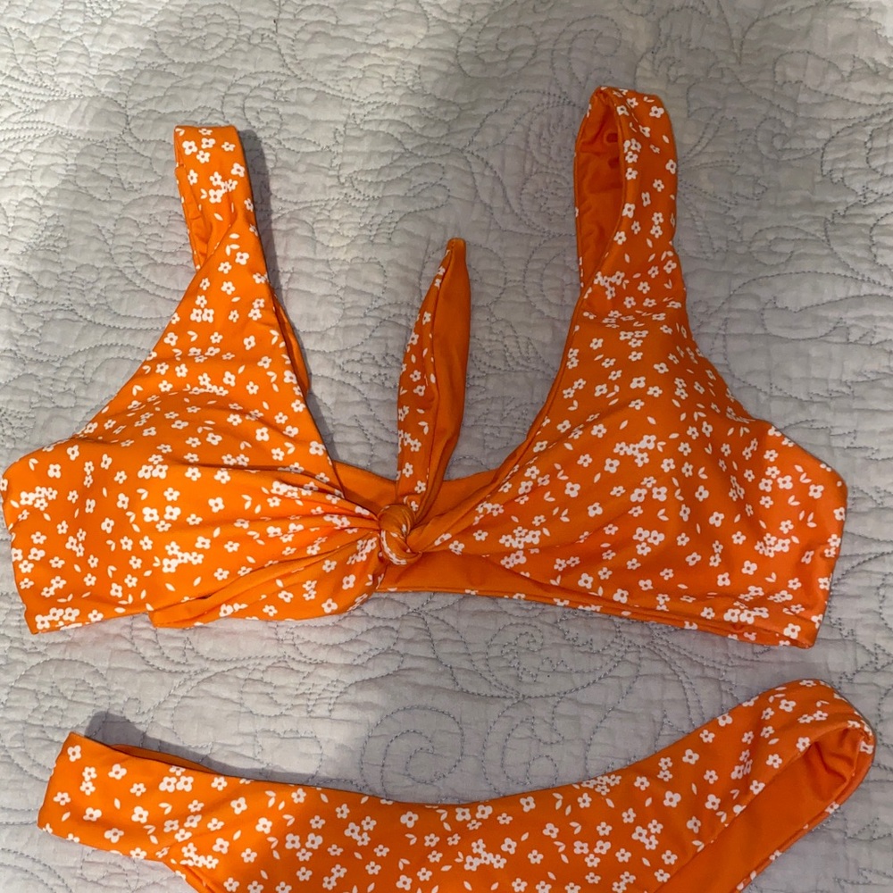 medium bikini set